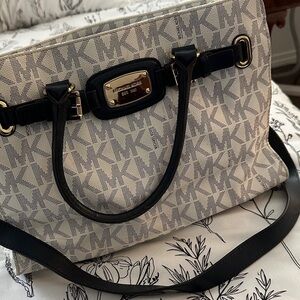 Michael Kors Navy and Whitr Logo Shoulder Bag